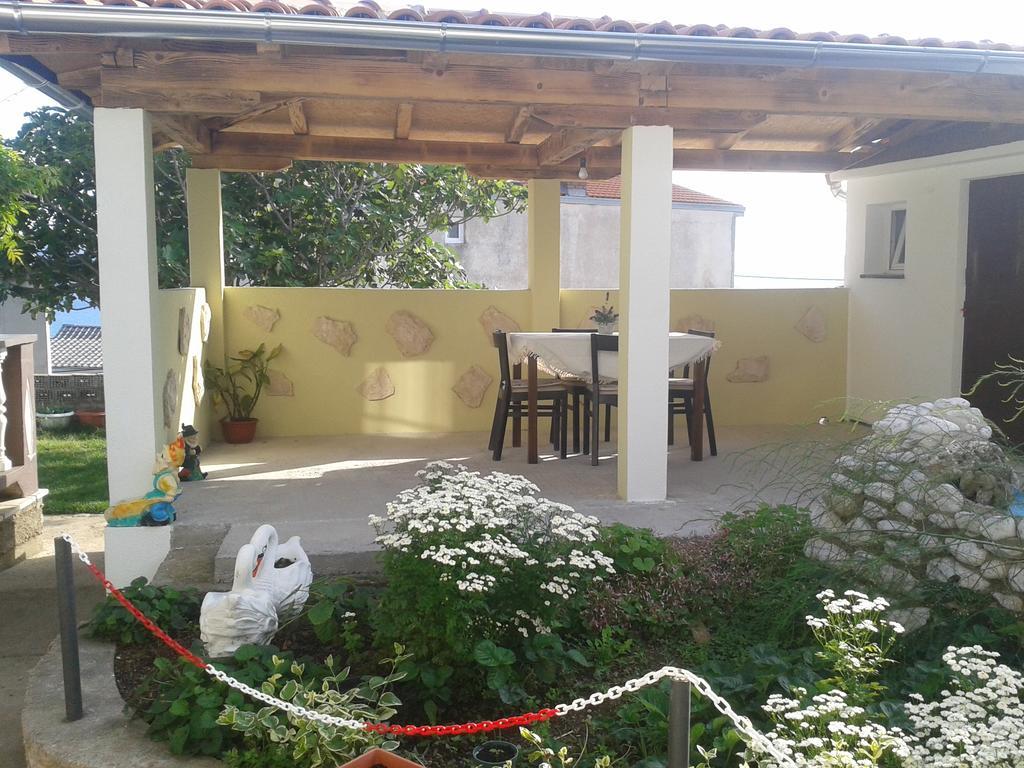 Apartment Ines Novi Vinodolski Buitenkant foto