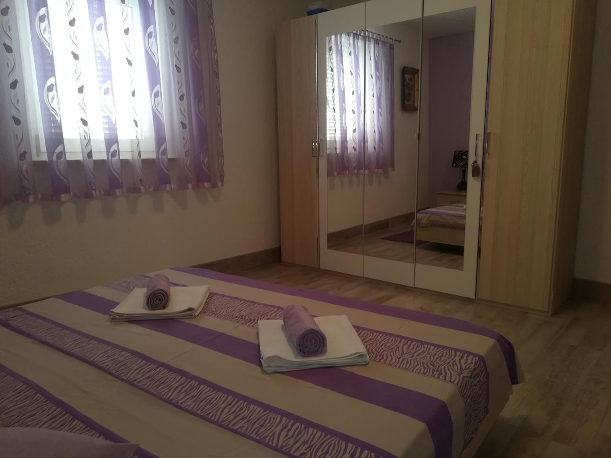 Apartment Ines Novi Vinodolski Buitenkant foto